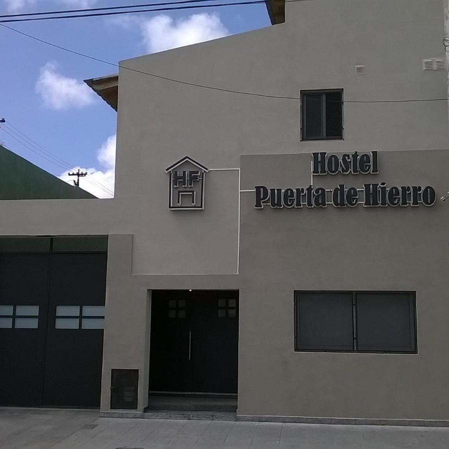 Hostel Puerta De Hierro Villa Alsina 외부 사진